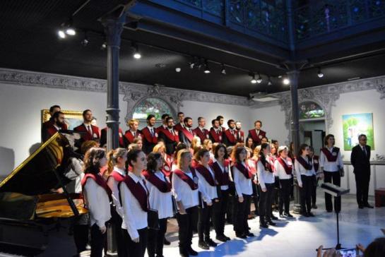 Coro de la Universidad en el concierto de Navidad