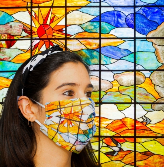 MASCARILLA-CON-FONDO-PARA-LA-TIENDA-ONLINE